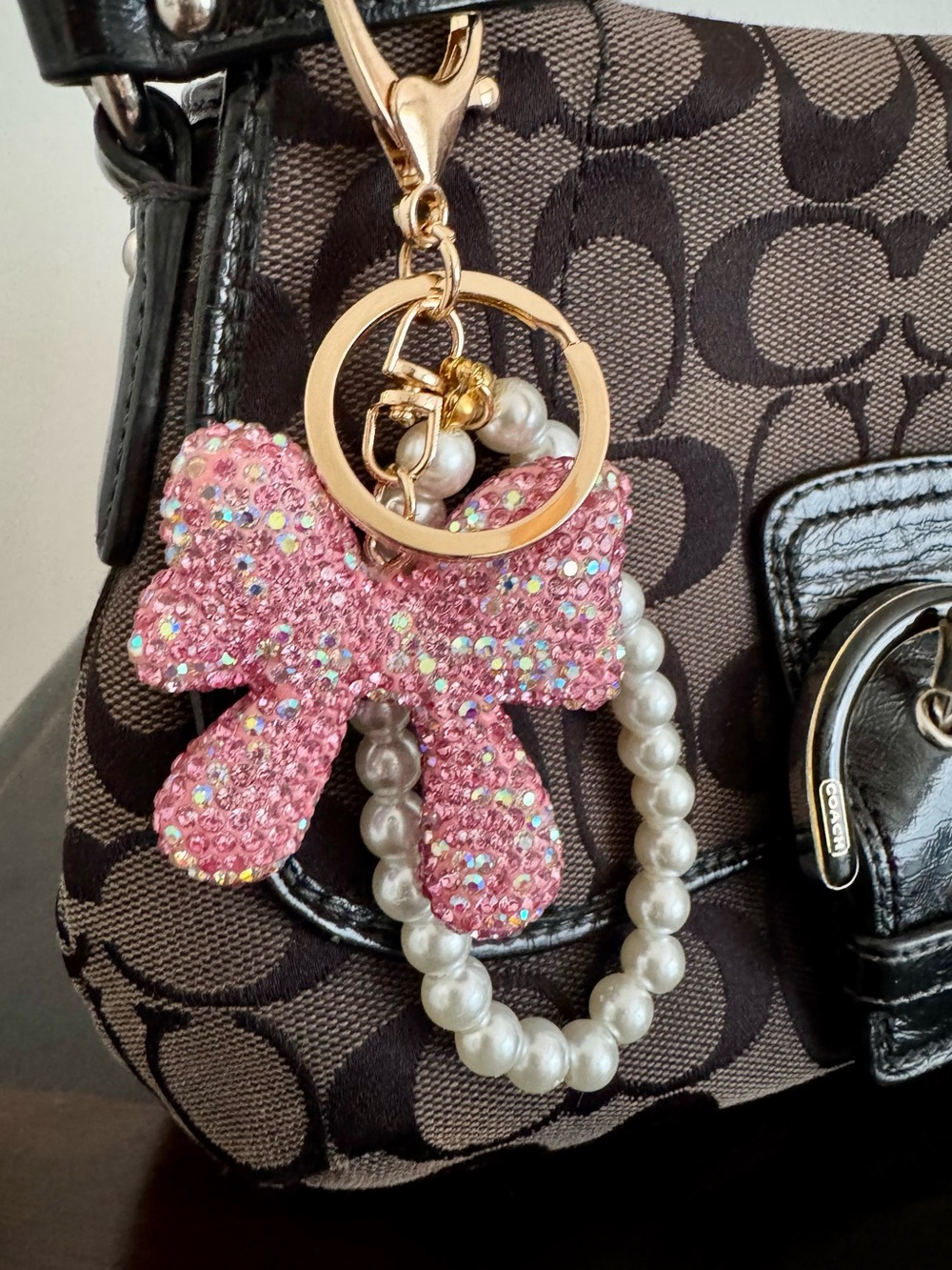 Pink Crystal Plush Bow & Pearl bag charm/ key chain with Gold Hardware New